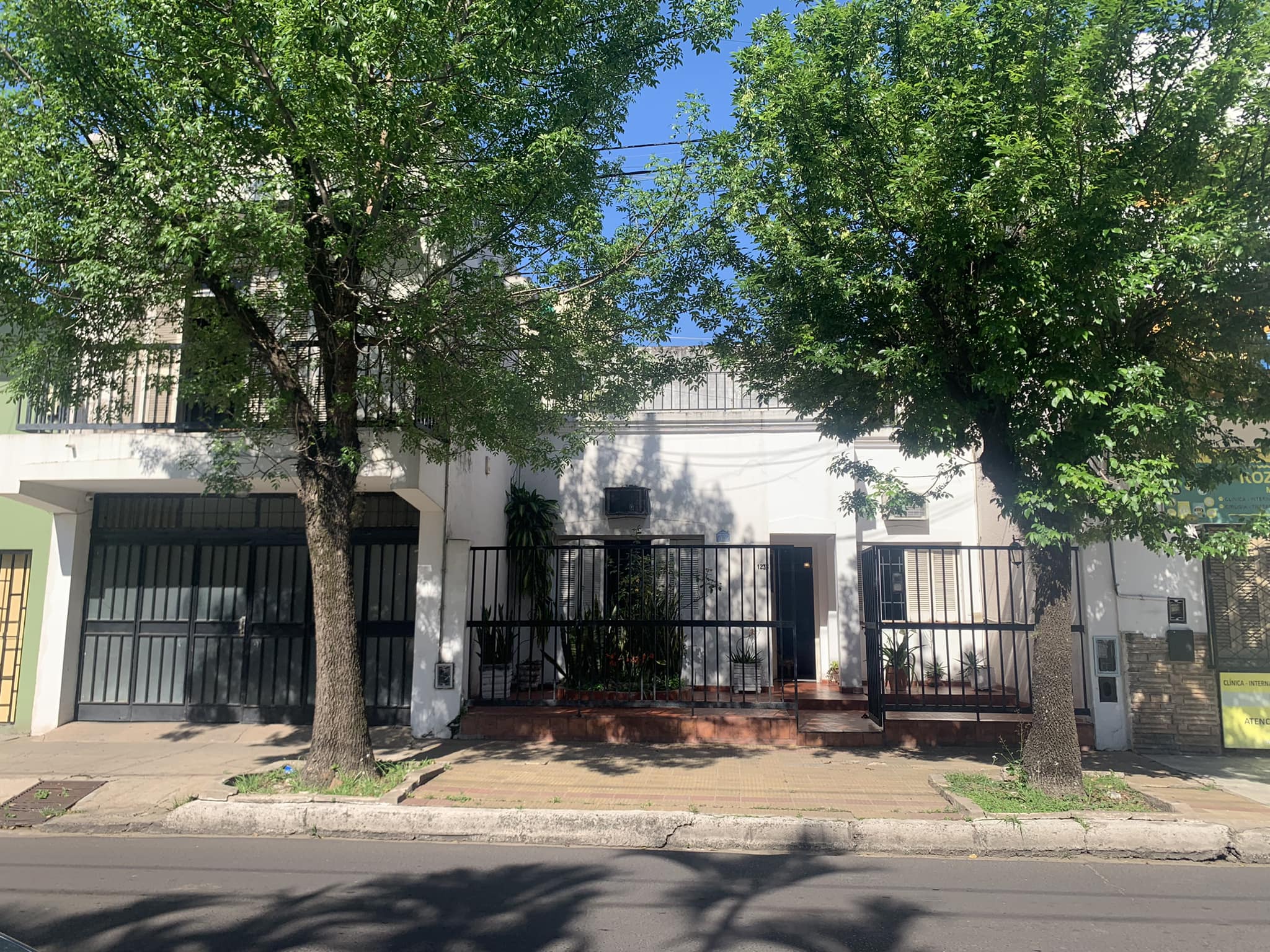 Casa centrica Uso Vivienda o Comercial